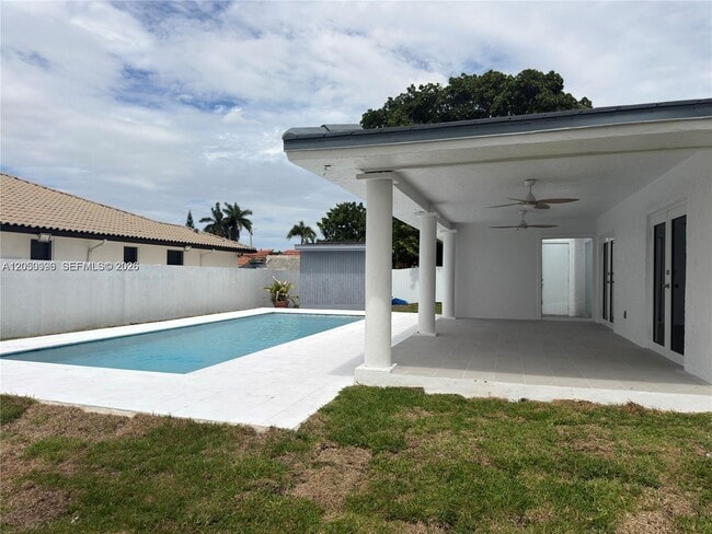 Building Photo - 13895 SW 22nd St