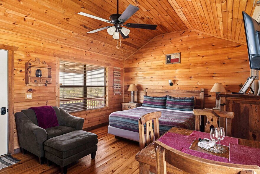 Building Photo - 307 Sagebiel Ranch Rd