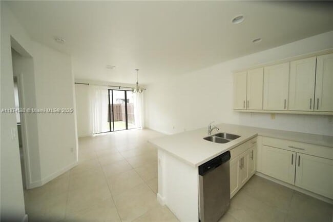 Building Photo - 10457 NW 61st St