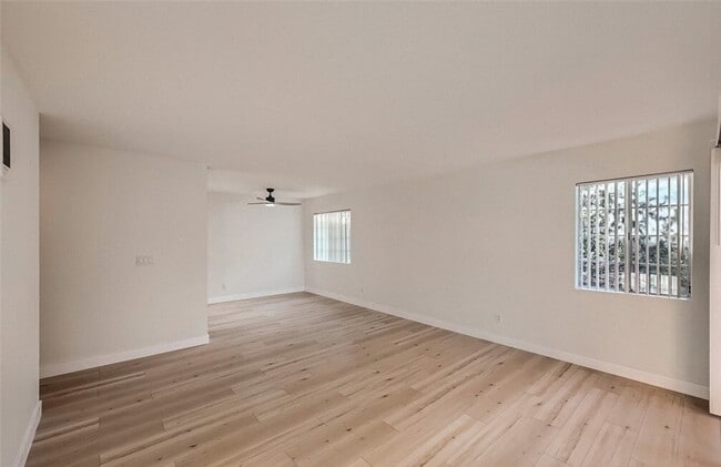 Building Photo - 775 Paso de Luz