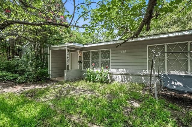 Building Photo - 128 Vandenburg Dr