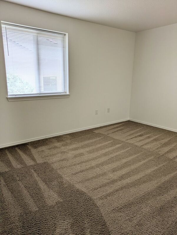 Building Photo - 17987 SW 115th Ave