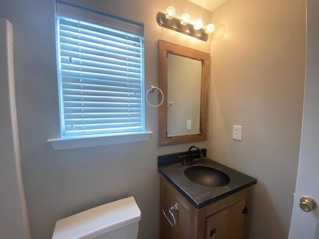 Building Photo - 418 Silverleaf Ln
