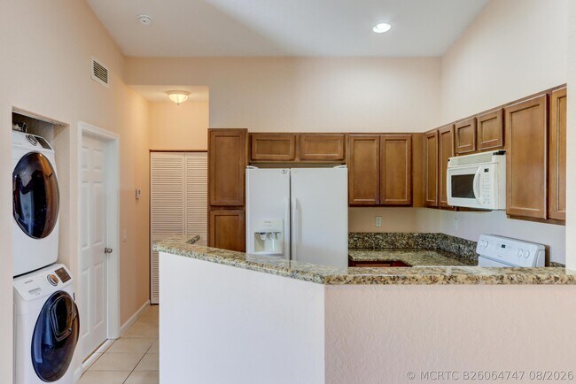Building Photo - 3061 Laurel Ridge Cir
