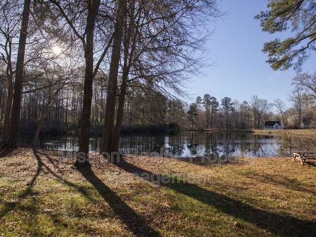 Building Photo - 1037 Mansfield Crossing Rd