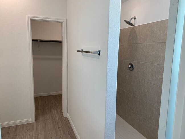 Building Photo - Luxury Vinyl Plank (No Carpet) /  Fridge Included / Office / Covered Back Patio / CISD