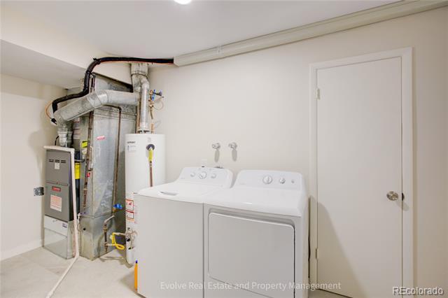 Building Photo - 5505 S Emporia Cir