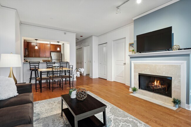 Building Photo - 200 N Jefferson St