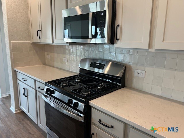 Building Photo - 105 Beveridge Rd