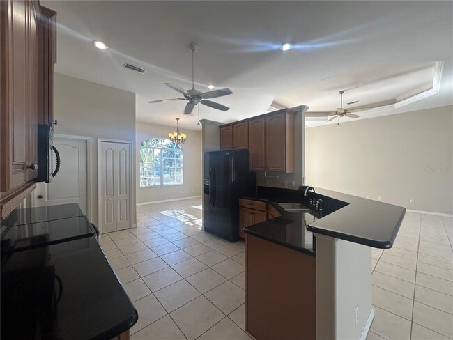 Building Photo - 5746 Brickell Dr