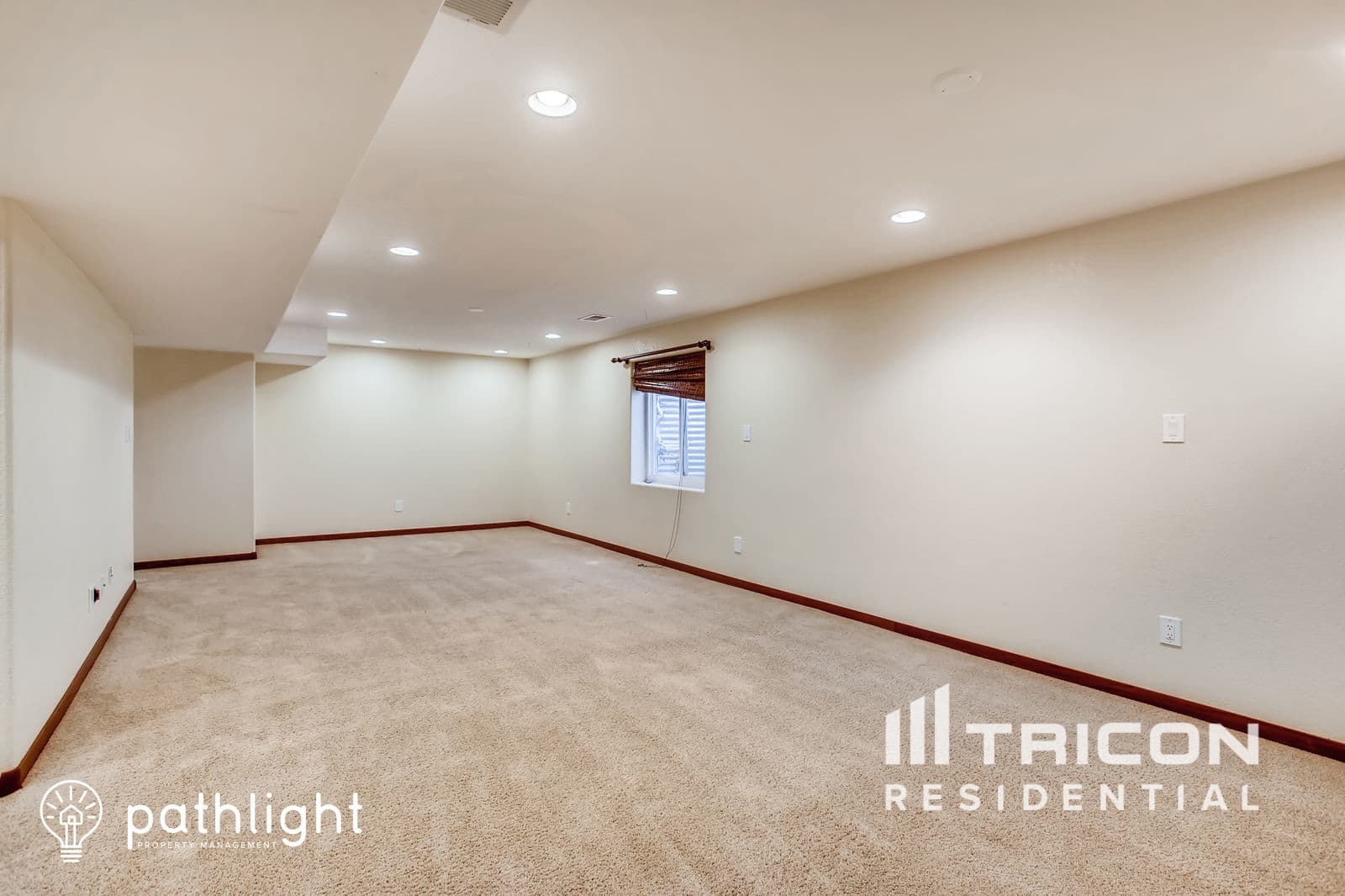 Building Photo - 1511 Stonewood Ct