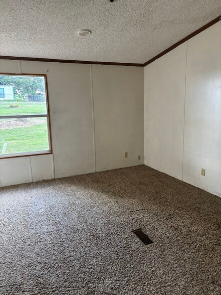 Building Photo - 3700 Kersey Rd