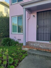 Building Photo - 1408 Berkeley Way