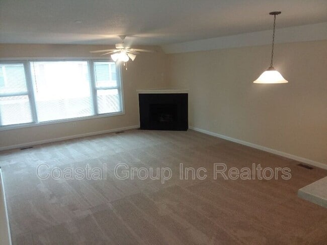 Building Photo - 8550 Tidewater Dr