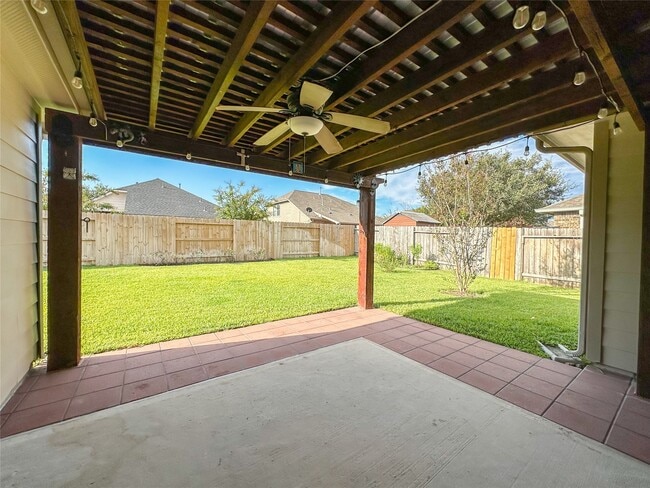 Building Photo - 8635 Sweet Pasture Dr