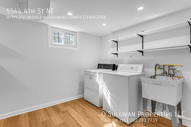 Building Photo - 5544 4th St NE