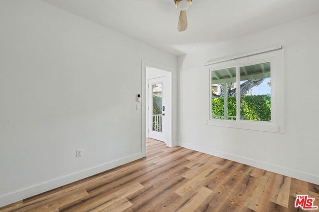 Building Photo - 516 Hill St