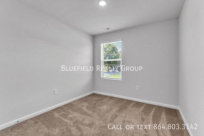 Building Photo - 503 Heswall Ct