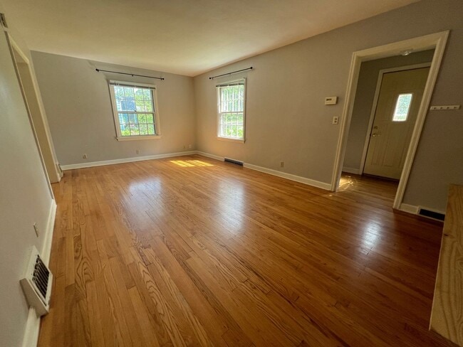 Building Photo - 4003 Drexel Ave