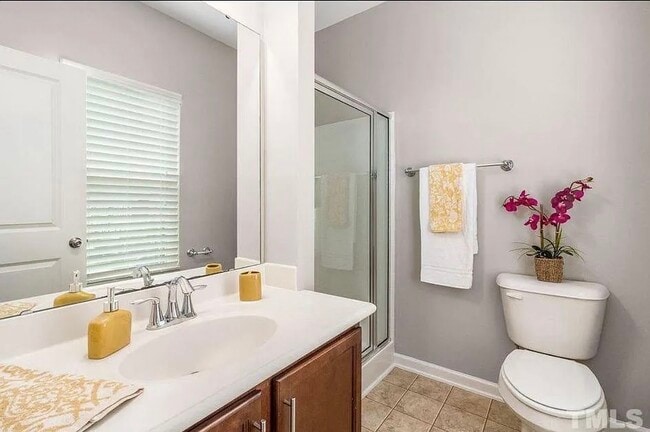 Building Photo - 4039 Sykes St