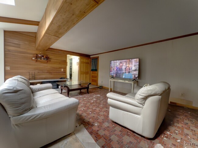 Building Photo - 7189 Coventry Rd N