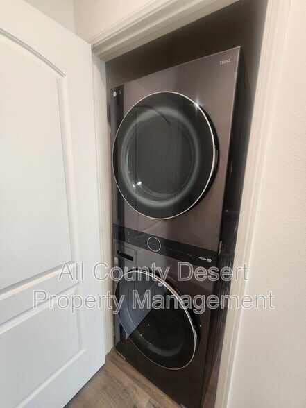 Building Photo - 44430 Beringer Dr