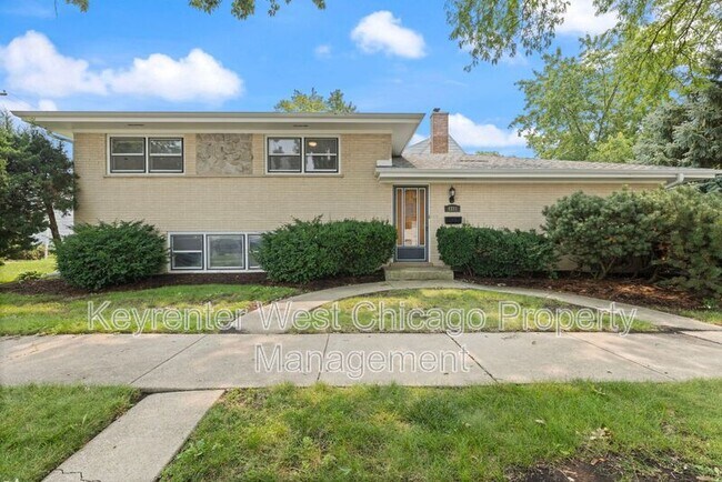 Building Photo - 4201 Prairie Ave