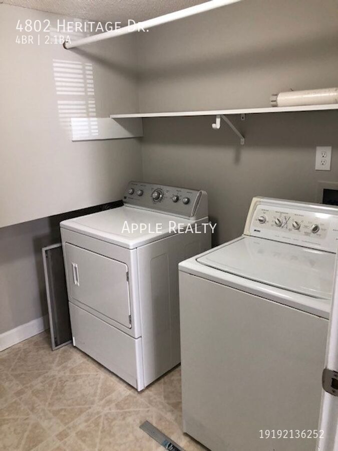 Building Photo - 4802 Heritage Dr