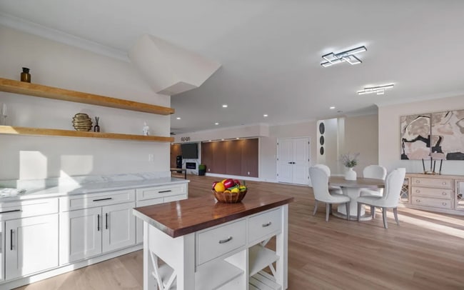 Building Photo - New Listing!!!