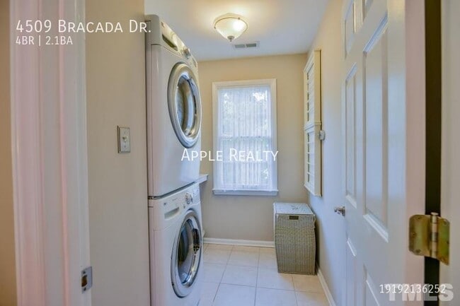 Building Photo - 4509 Bracada Dr