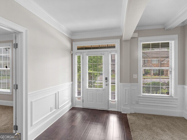 Building Photo - 185 Regency Pl