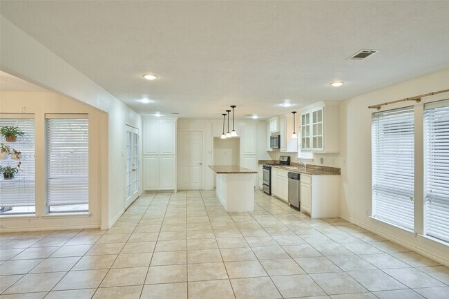 Building Photo - 11616 Timberwild St
