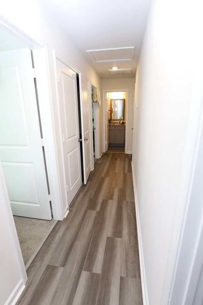 Building Photo - 210 Bevington Brk Ln