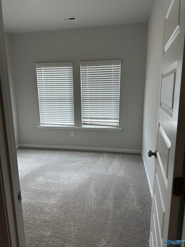 Building Photo - 115 Havner Dr