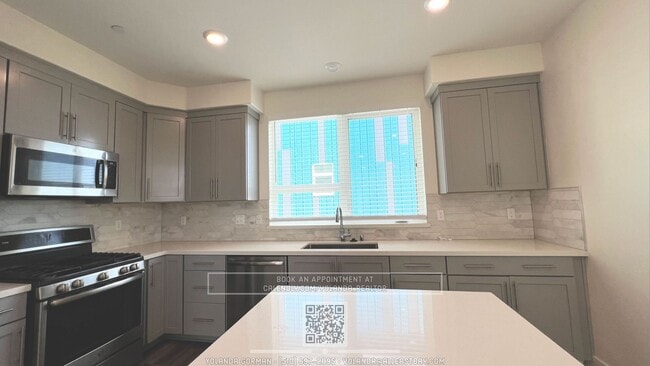 Building Photo - Modern Style and Sophistication, 2 En-Suite BR, 2.5 BA Townhouse with EV charging
