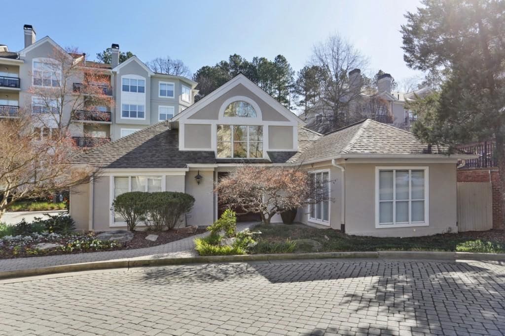 Building Photo - 4246 River Green Dr NW