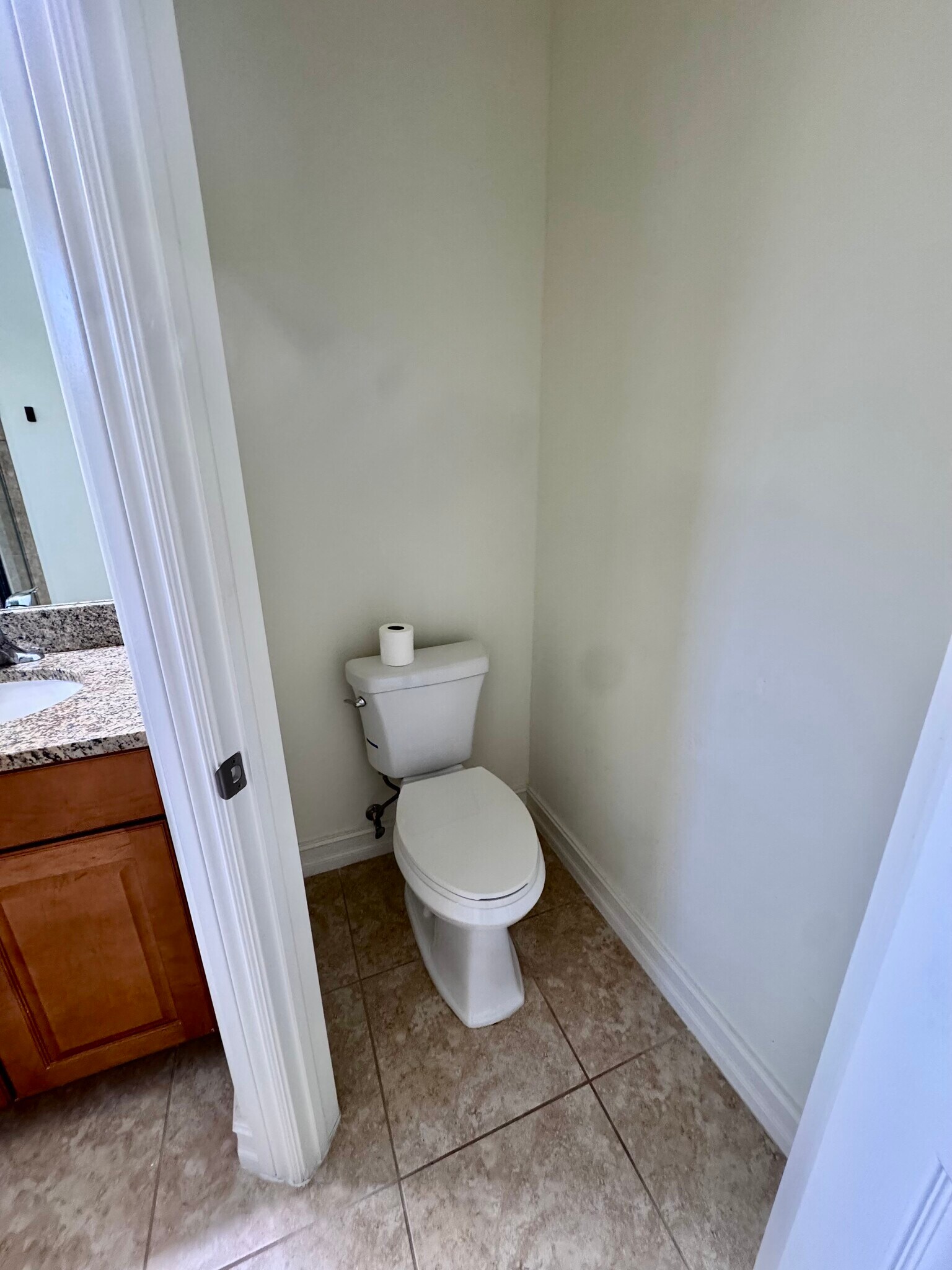 Building Photo - 9147 Delano St