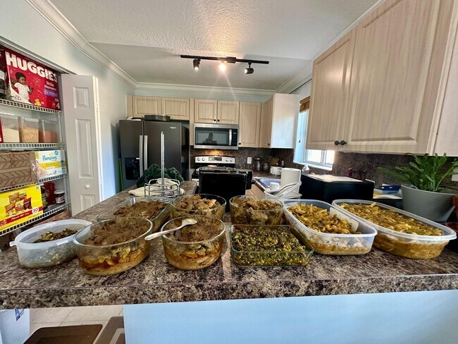 Building Photo - 3481 Briar Bay Blvd