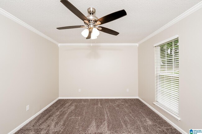 Building Photo - 5712 Desoto Dr