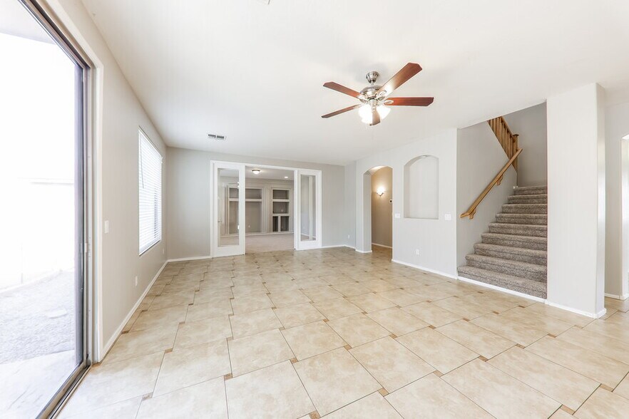 Building Photo - 6877 W Briles Rd