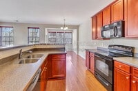 Building Photo - 9161 Parlor Dr