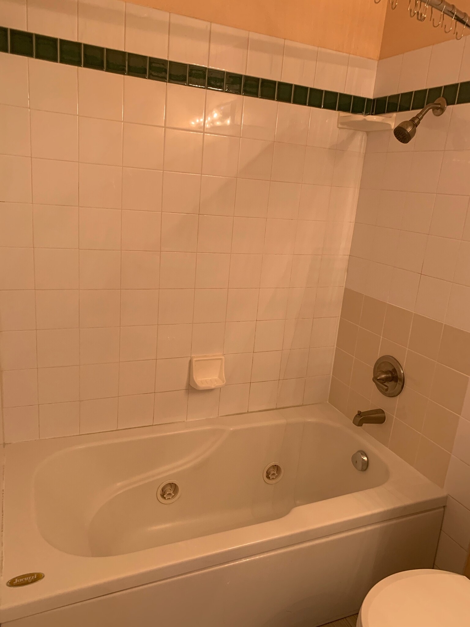 Bath - 4806 Mills Dr