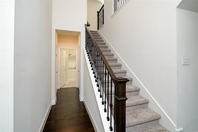 Building Photo - 15713 Canyon Ridge