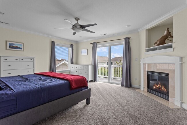Building Photo - Welcome to your dream home in Norfolk, Virginia!