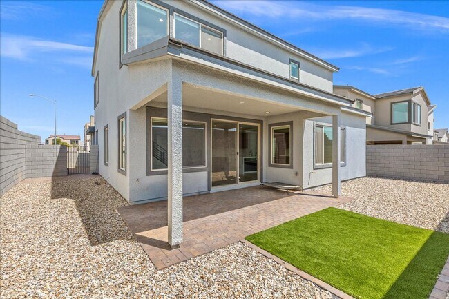 Building Photo - 10489 Mountain Aster Ave