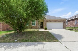 Building Photo - 759 Crestridge Dr