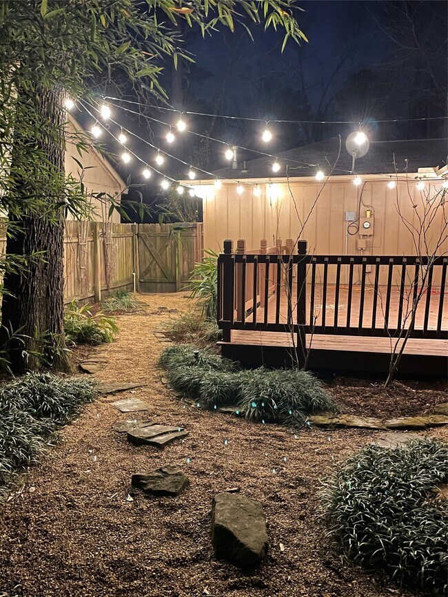 Building Photo - 76 S Wavy Oak Cir