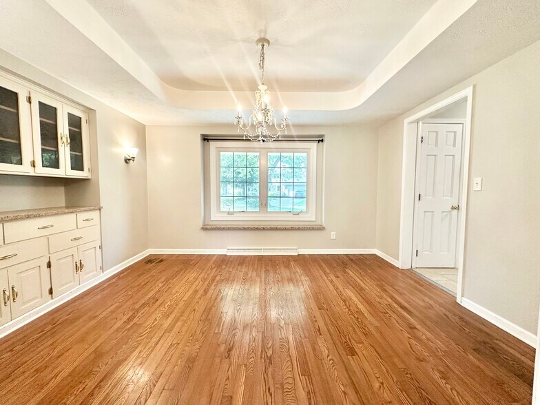 Building Photo - 3431 W Colette Ct