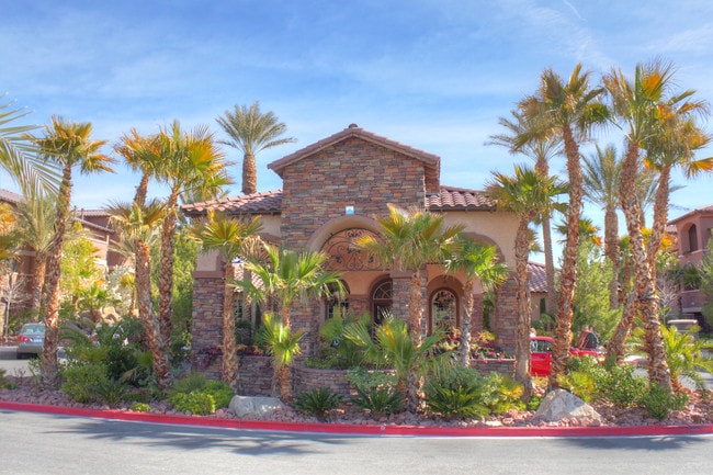 Building Photo - Carefree Senior Living at the Willows (55+)