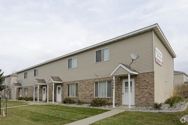 Primary Photo - Southwood Townhomes